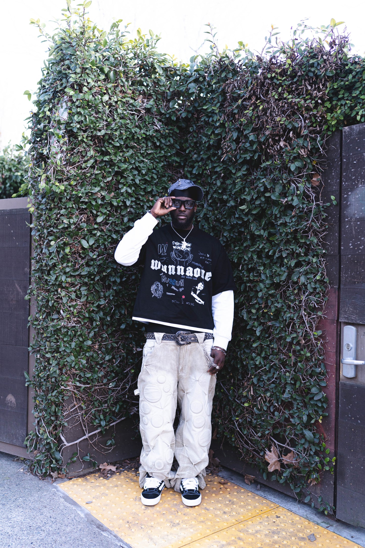 MUNYUN LONG-SLEEVE TEE